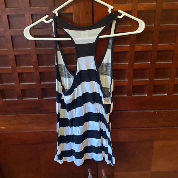 Black and white stripped racer back tank top. Kirra size small - Picture 2 of 5